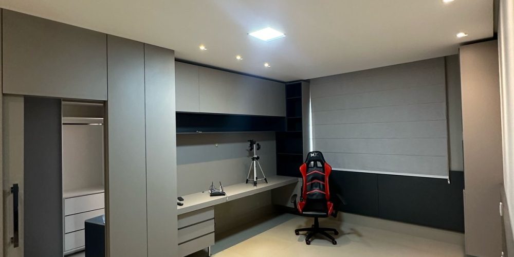 07719b3b-3b49-4c15-b94f-4d71074705d0