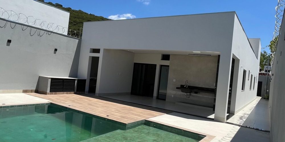 d99bf4d6-3397-48bb-8ede-87c4c2442d88-1